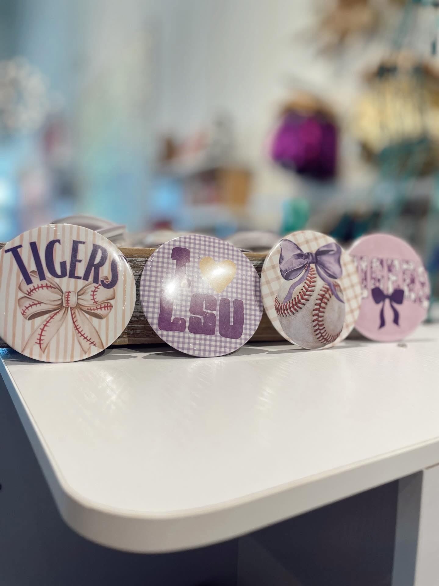 LSU buttons