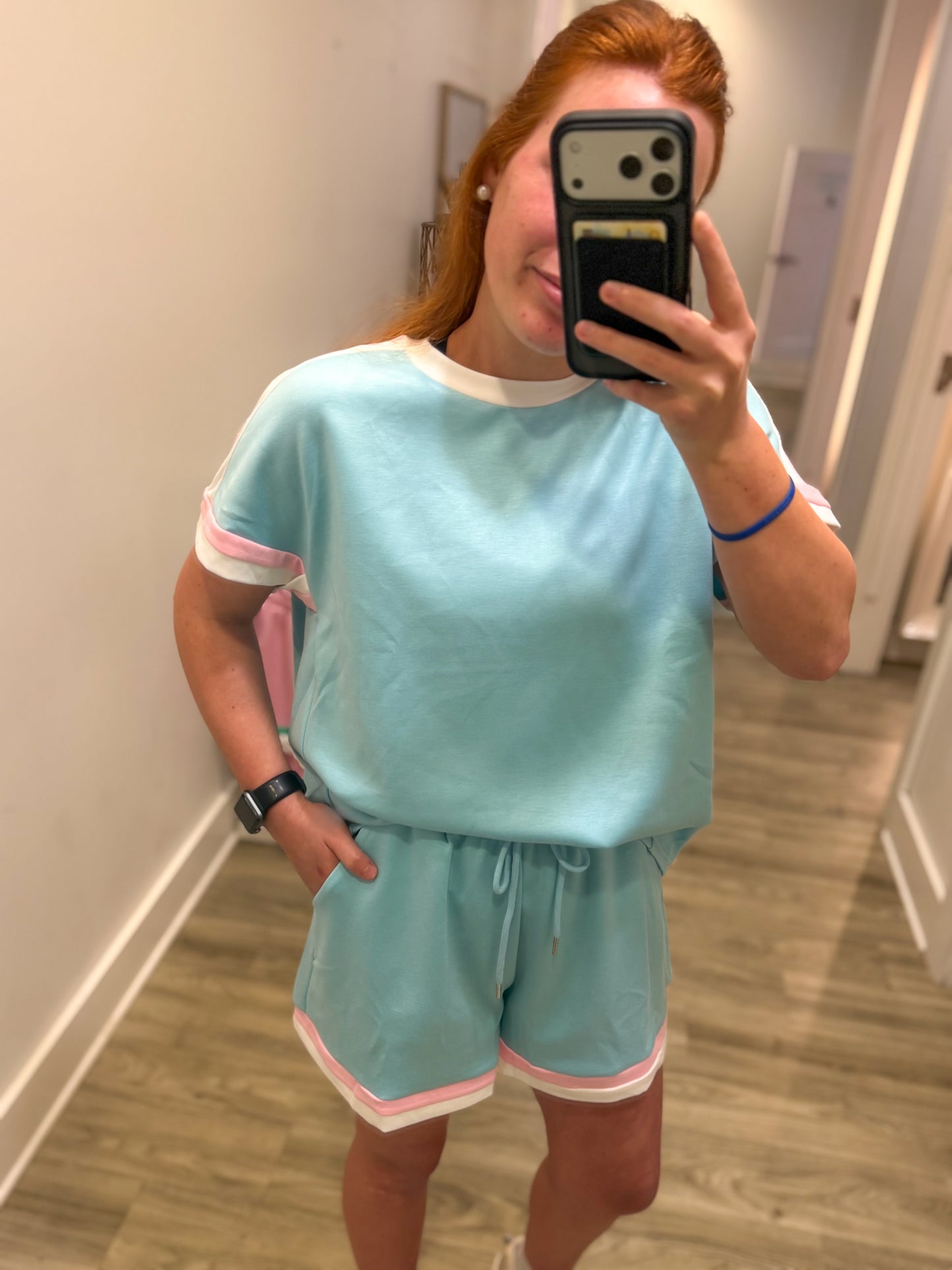Light blue w pink trim set
