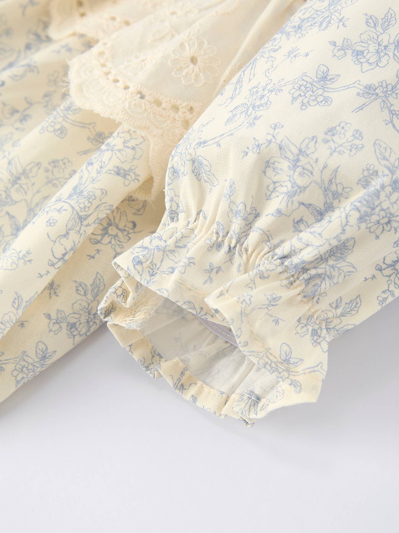 Baby Girl Romper – Vintage Floral Lace Outfit