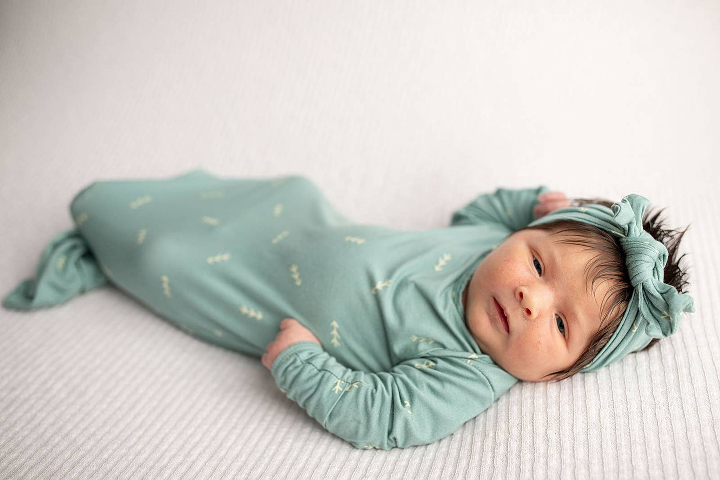 Arrow Print Knotted Newborn Baby Gown Pajamas