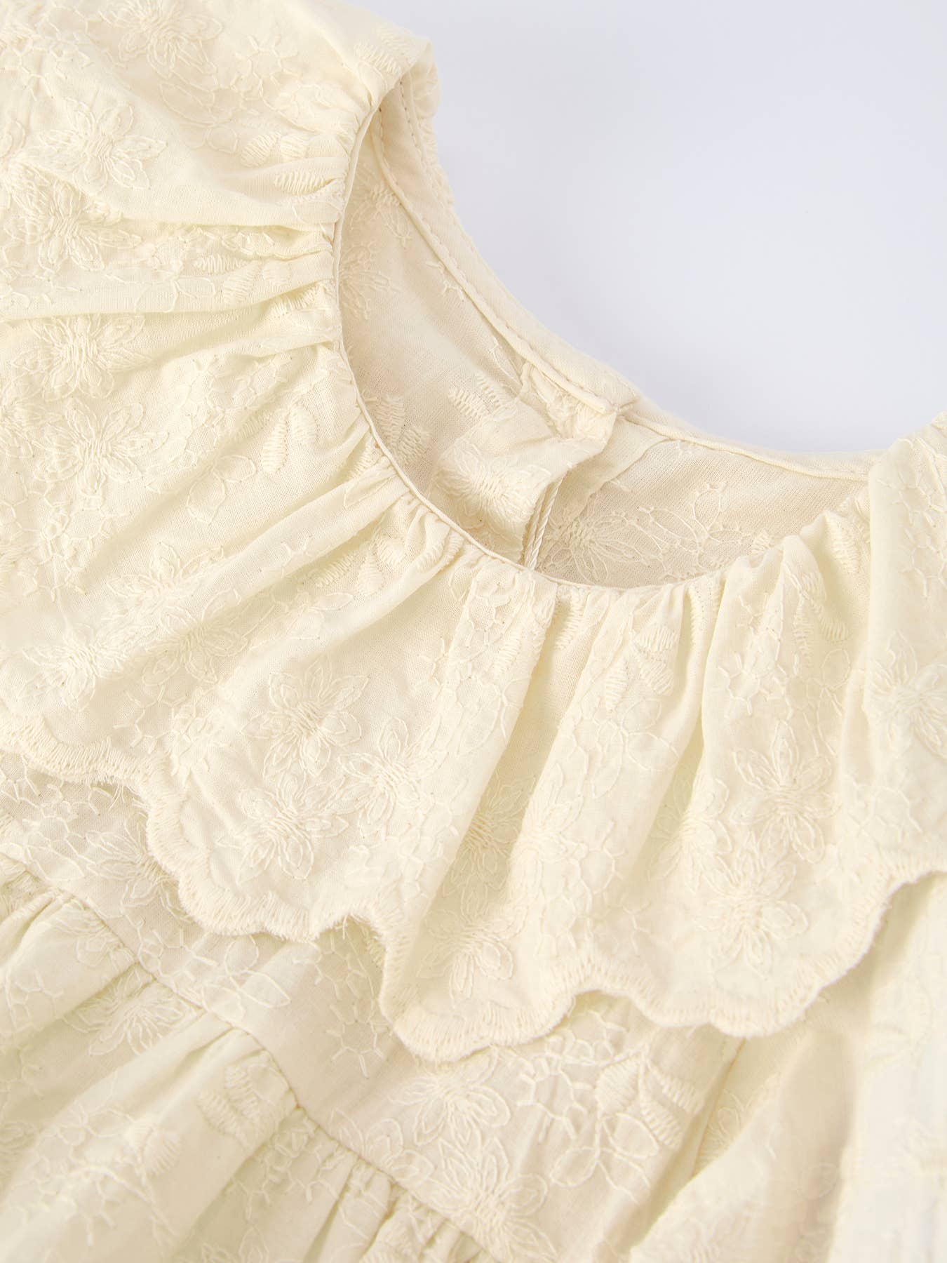 Long-Sleeved Embroidered Baby Doll Collar Romper
