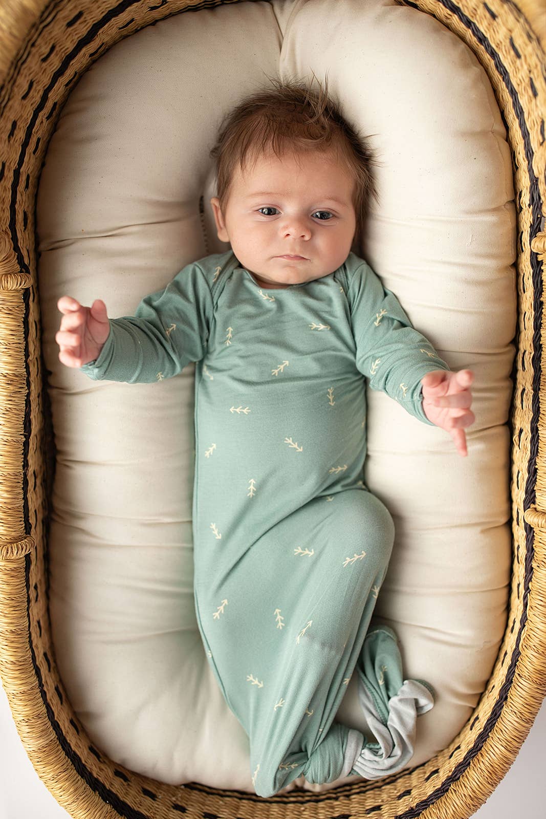 Arrow Print Knotted Newborn Baby Gown Pajamas